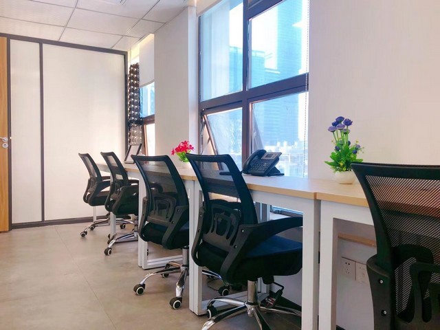 中国香港自动折盖封箱机联系方式